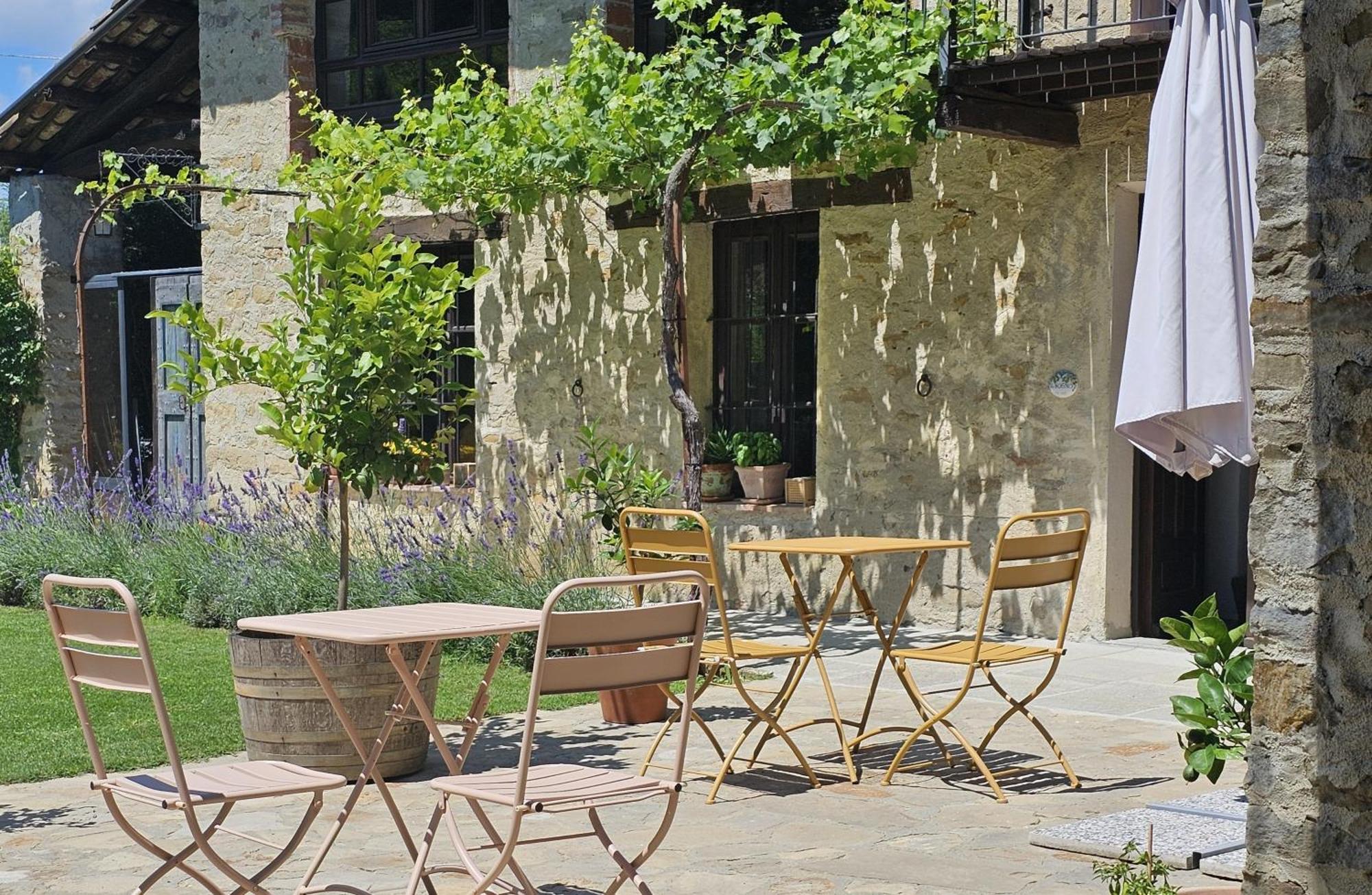 مبيت وإفطار Cossano Belbo Cascina Il Sogno المظهر الخارجي الصورة